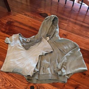 Brand new cropped Victoria Secret Pink set